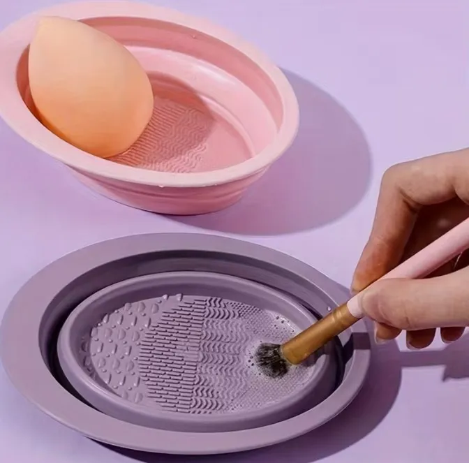 Recipiente de silicona para limpiar brochas de maquillaje