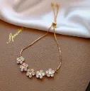 Pulsera de pétalos