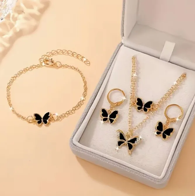 Conjunto de joyería tipo mariposa